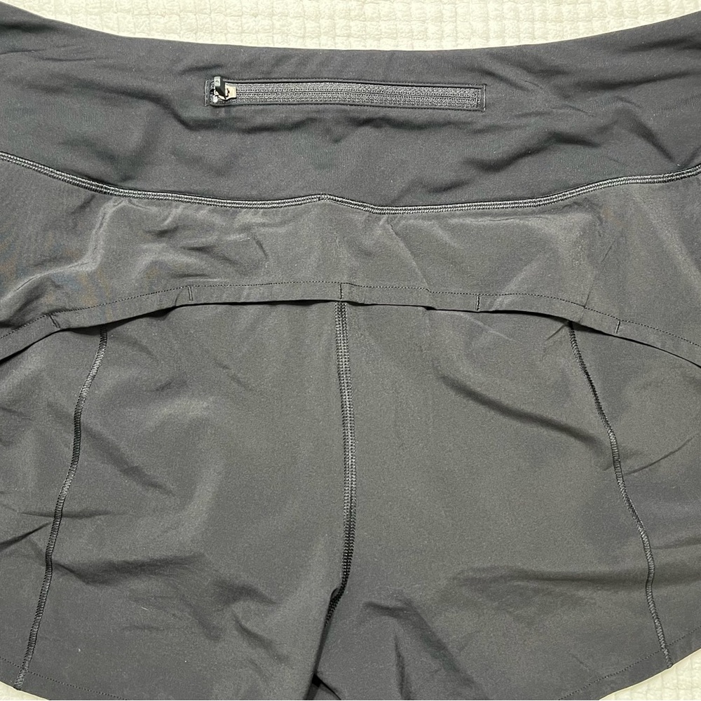 Lululemon: Speed Up MR short - Picture 2 of 4